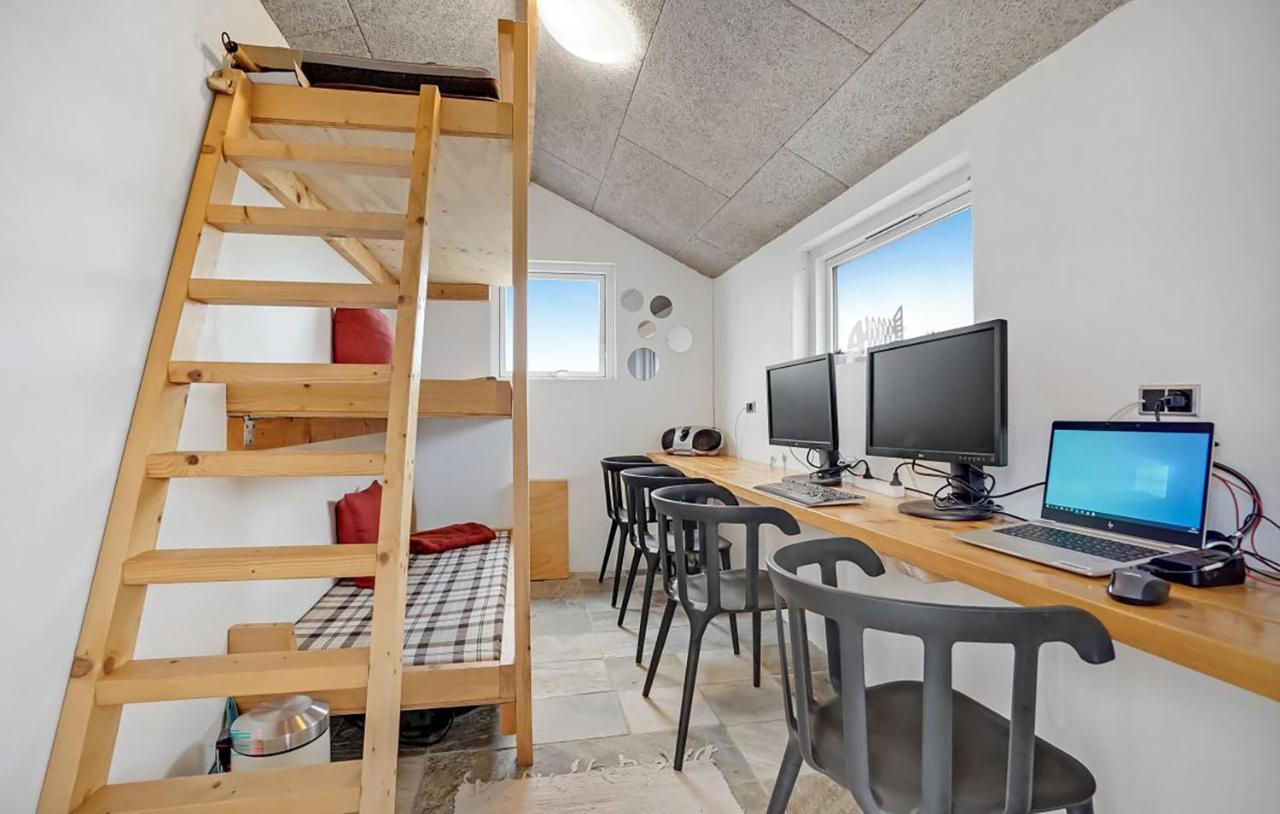Nice Home In Tarm With Kitchen Kültér fotó